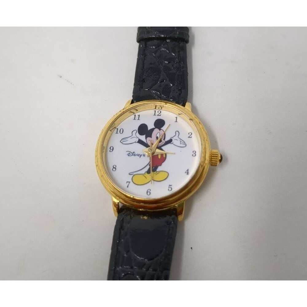 Walt Disney Mickey Mouse Girls / Women Thin Wrist Watch Leather Band VTG